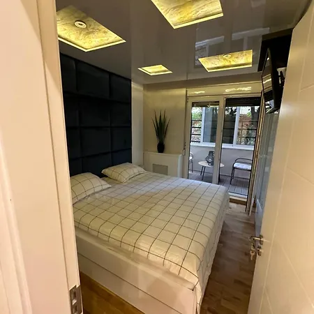 Crow Апартаменты